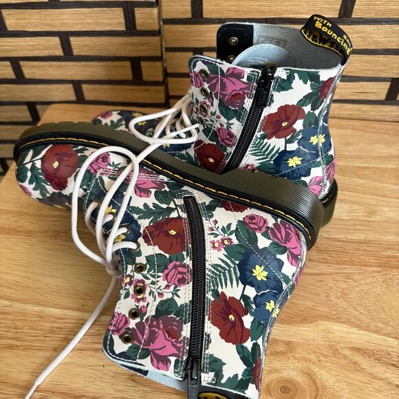 Dr. Martens Floral Combat Boots Size‎ 7 - Picture 6 of 9